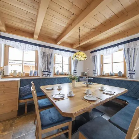 別荘 Schoeneben Berghuette