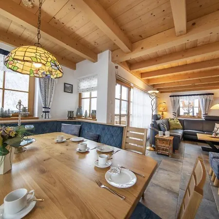 Schoeneben Berghuette *